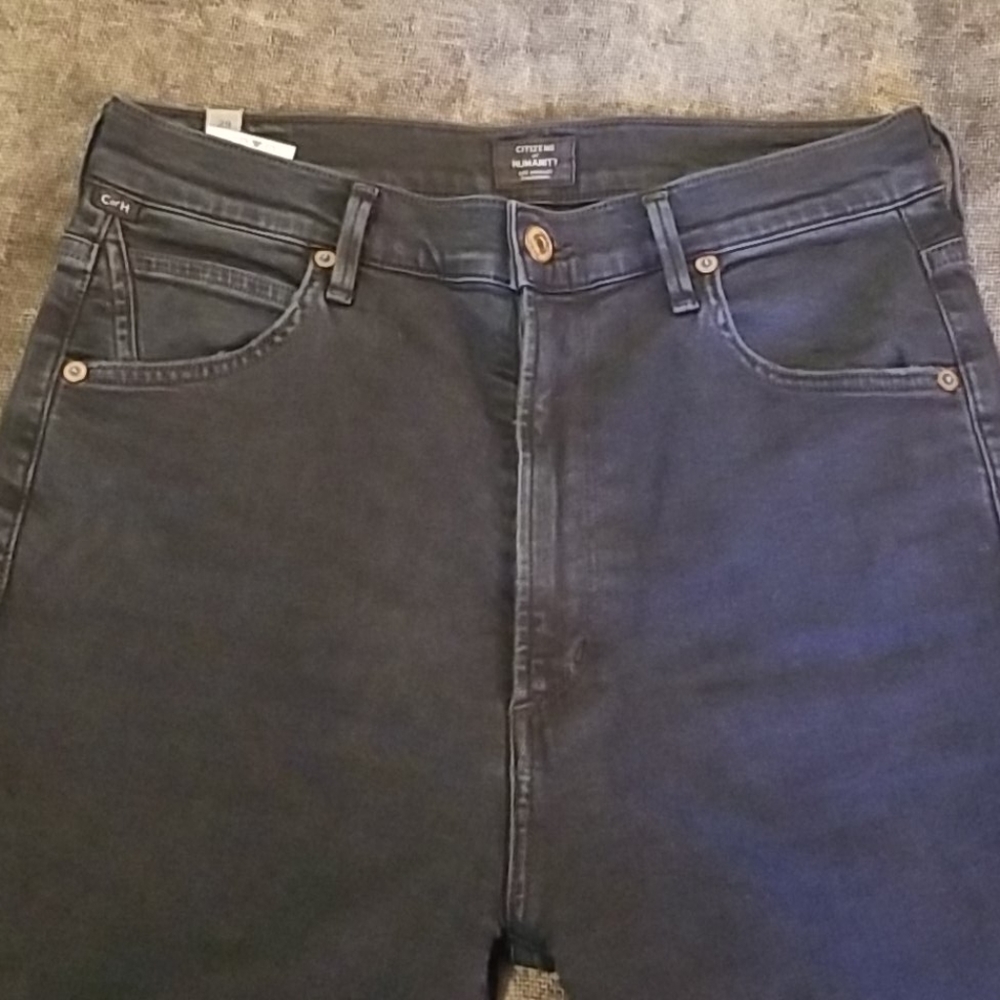 ON HOLDCitizens of Humanity Chrissy High rise jeans